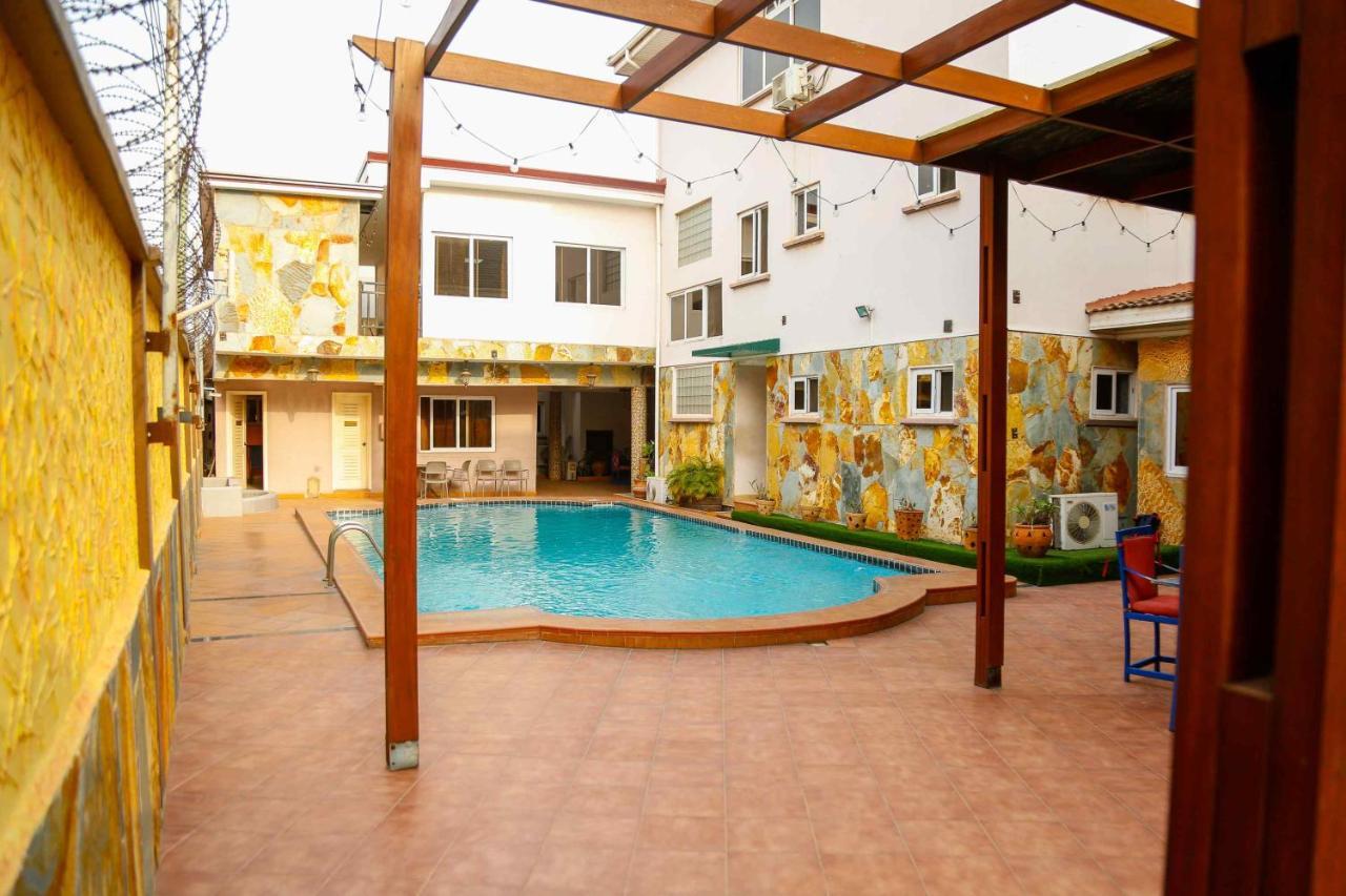 Midindi Hotel Accra Exterior photo